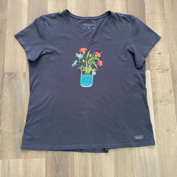 Life Is Good Shirt Women's X-Large Gray Short Sleeves Tee Flowers In Jar - Picture 7 of 10